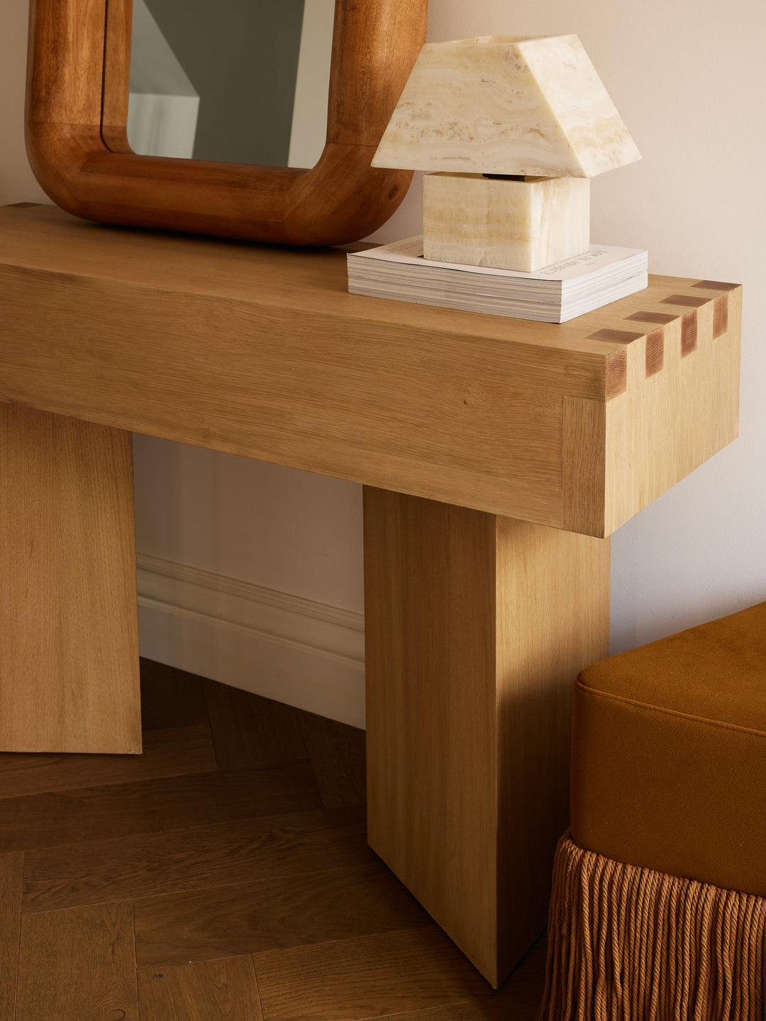 Dovetail Console