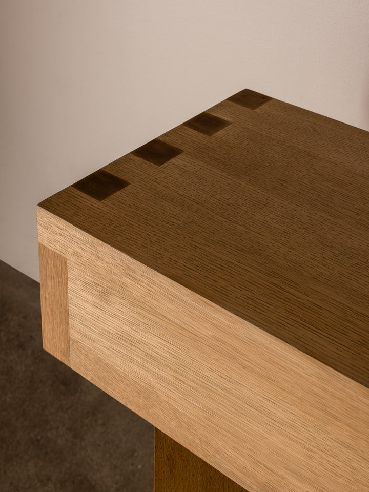 Dovetail Console