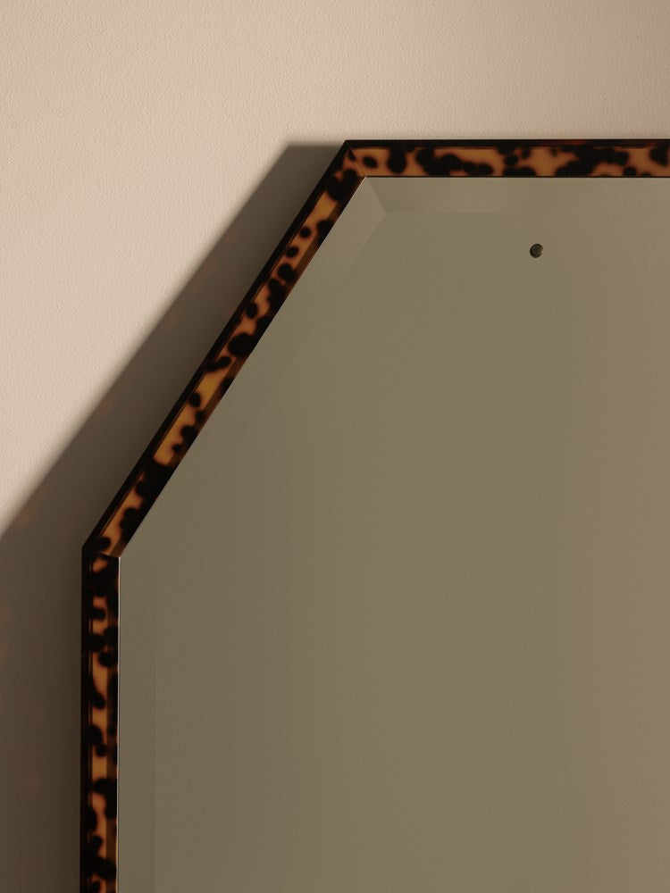 Otis Mirror