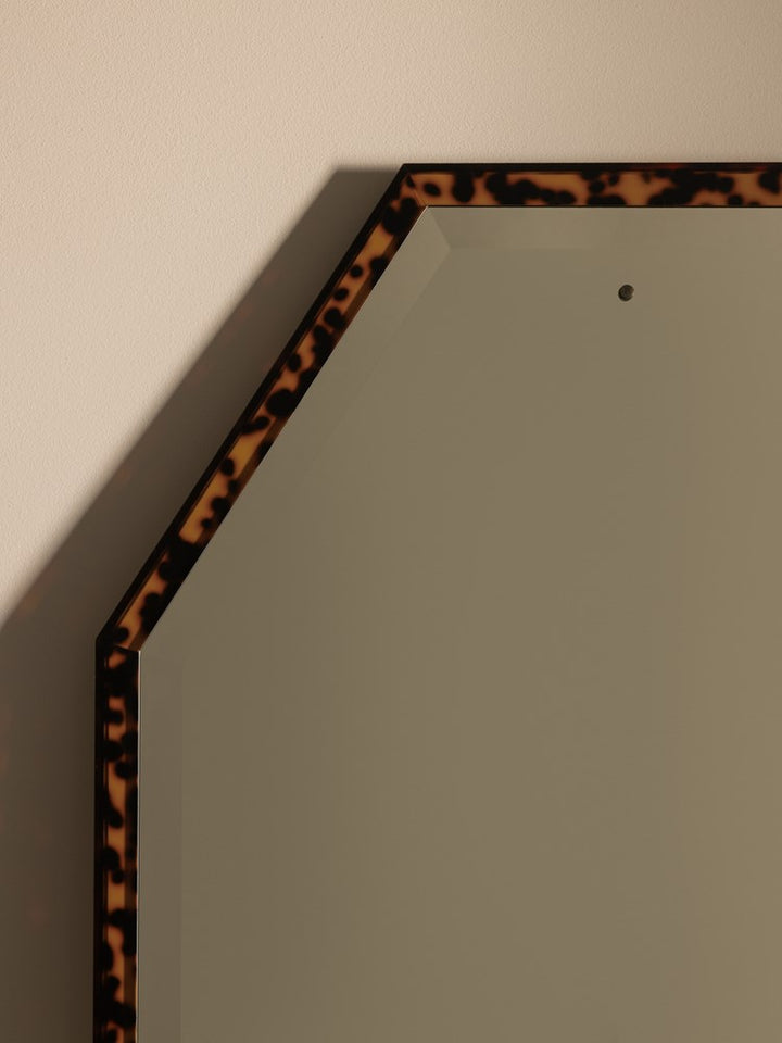 Otis Mirror