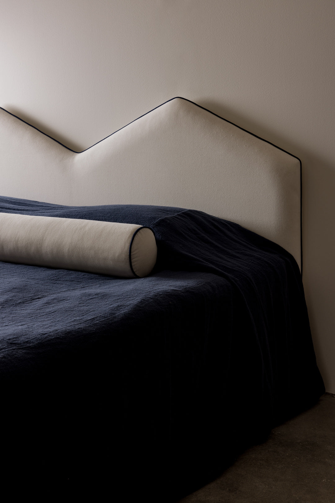 DuPont King Bedhead and Bolster