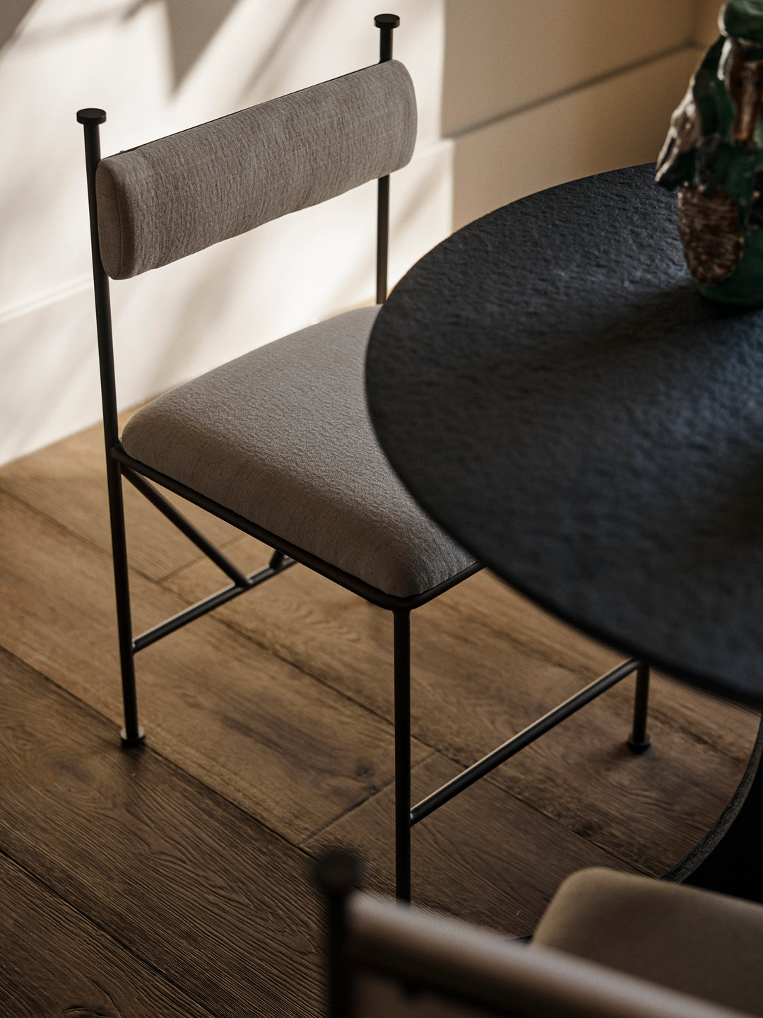 Camille Dining Table Basalt
