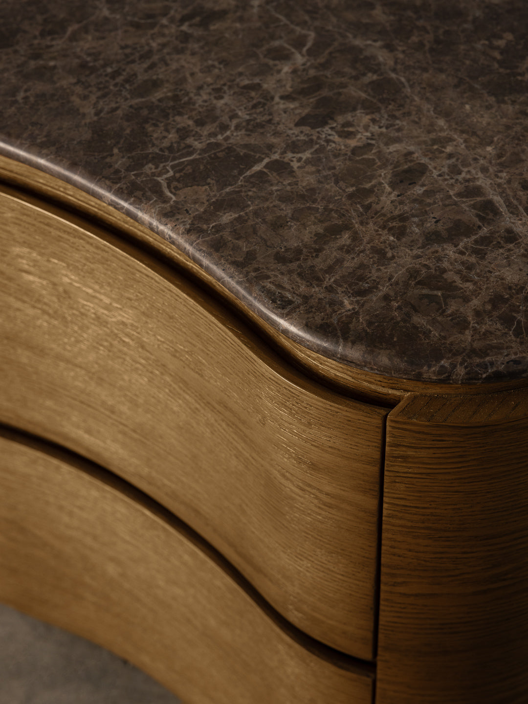 Remy Bedside Saddle